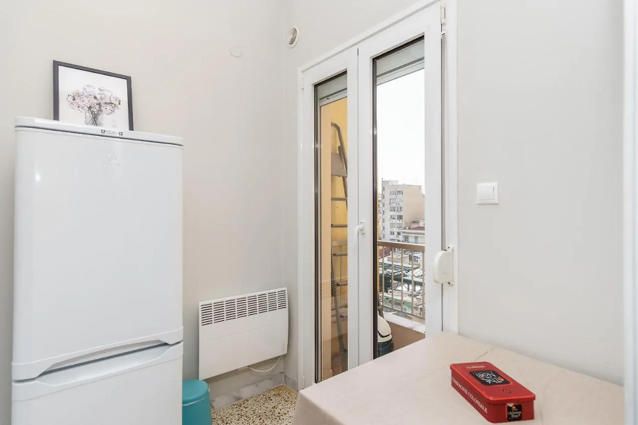 C.4 Red Rose #Colony_Central_Apartment Салоники Греция